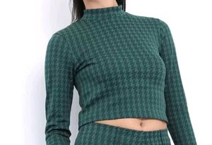Tokyo Talkies Jaquard Crop Top