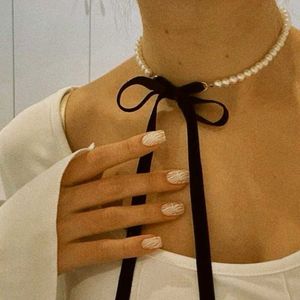 Pearl Ribbon Choker