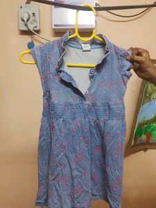Girl&#39;s Outfit Set - Blue Top &amp; Jeans