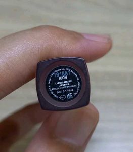 Huda Beauty - Icon