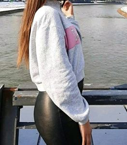 H&amp;M Crop Sweatshirt
