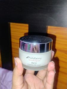Astaberry Rice Sleeping Mask