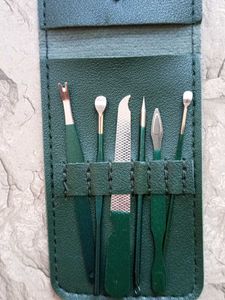 Manicure &amp; Pedicure Kit