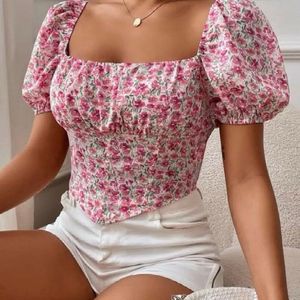 Chic Floral Milkmaid Top