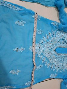 2 chikankari kurti combo DM me for price