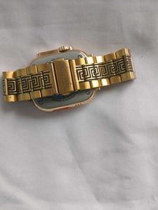 Gold Smart Apple Watch