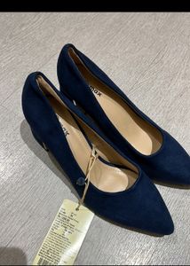 Combo Of Pink Loafer And Blue Belly