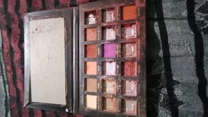Broken Eyeshadow Palette