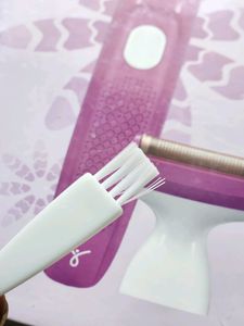 BRAND NEW Caresmith Bloom Bikini Trimmer for Women