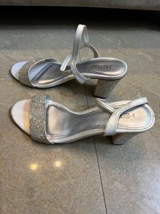 Metro Wedge Heel