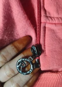 Hoodie With Chain For Heavy Winter Lowest Price