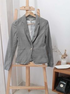 H&M fitted blazer