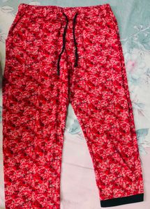 Red Floral Capri Legging