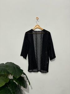 Embroidery Shrug 🖤