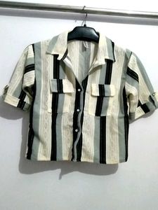 crop shirt