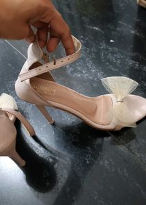 Chic Bow Detail Heels size 40