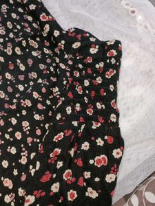 NEW BLACK SLIM TOP