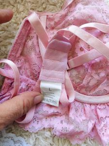 Victoria's secret : Lace lingerie set