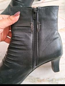 Women Chelsa Boots
