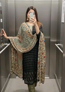 Elegant Black suit with digital print dupatta ,🤌