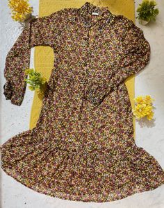 Floral Dress 🌼