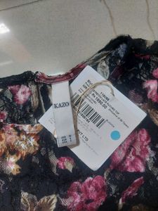 Kazo Stretch Lace Ruched Top
