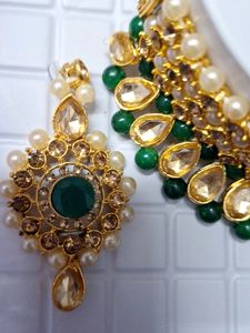 Jewelry Set - Necklace, Earrings, Tikka