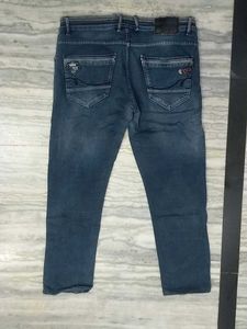 Contrast Jeans 👍👍👍
