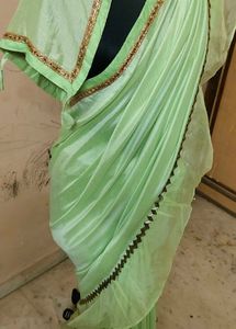 no any flaws 😜 designer beautiful saree 😍