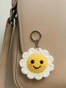 Daisy Flower Crochet Keychain