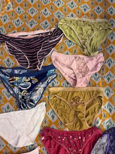 Set Of 11