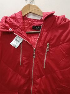 Girls Red Puffer Jacket♥️♥️