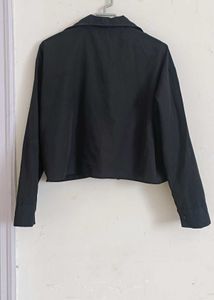 Zara Cropped Black Button-Down
