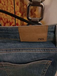 Sides Embellished Jeans