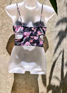 FOREVER 21 CROP TOP