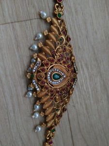 Chocker+ Bajubandh