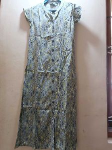 Avaasa Kurti