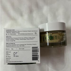 PLUM GREEN TEA MASK