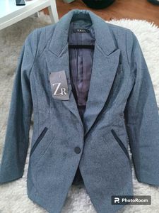 Formal Wear Elegant Looking Woolen Blazer