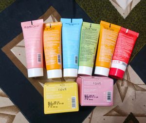 (Combo Pack Of 8) Dot &amp; Key Skincare Set