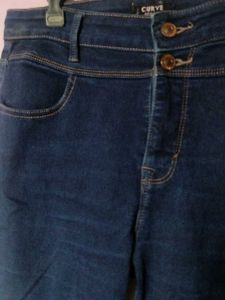 Curve It Dark Wash High-Waisted Jeans