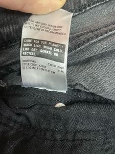 Levi&#39;s 512 slim fit straight leg Charcoal jeans