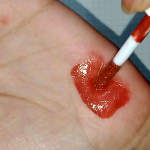 Just Herbs Lip Gloss : Peachy Glow