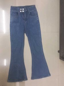 Flared Jeans - Stylish Denim