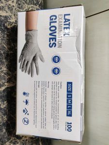 Gloves 100 Pieces In It