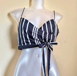🎁Buy 2 Get 1 Free🎁Striped Tie-Front Crop Top
