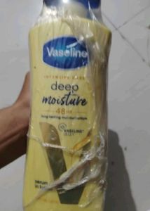 Vaseline Deep Moisture Body Lotion