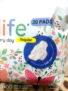Equalife Regular Pads - 20 Count