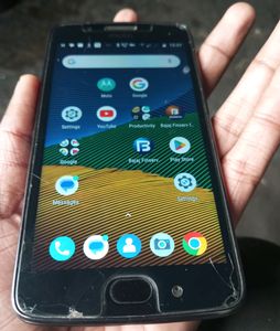 Motorola G5
