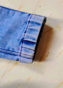 this is a  elastic waist band jeans 👖